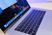 Prodám Macbook Pro s dotykovou lištou 2017 Year